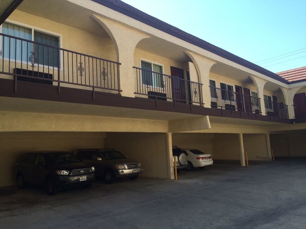 Hyland Inn Long Beach Exterior photo
